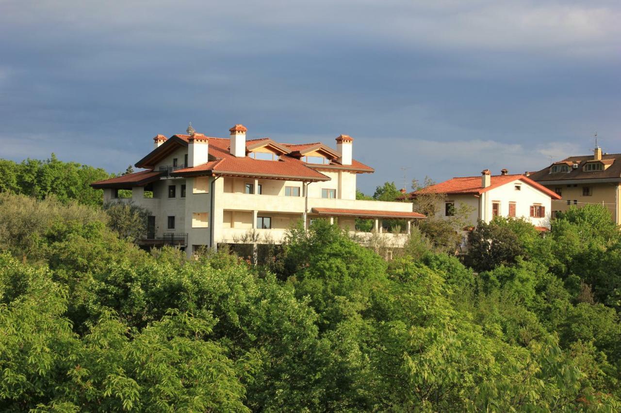 Residence Oliveto Mare Carso Sistiana Exterior photo